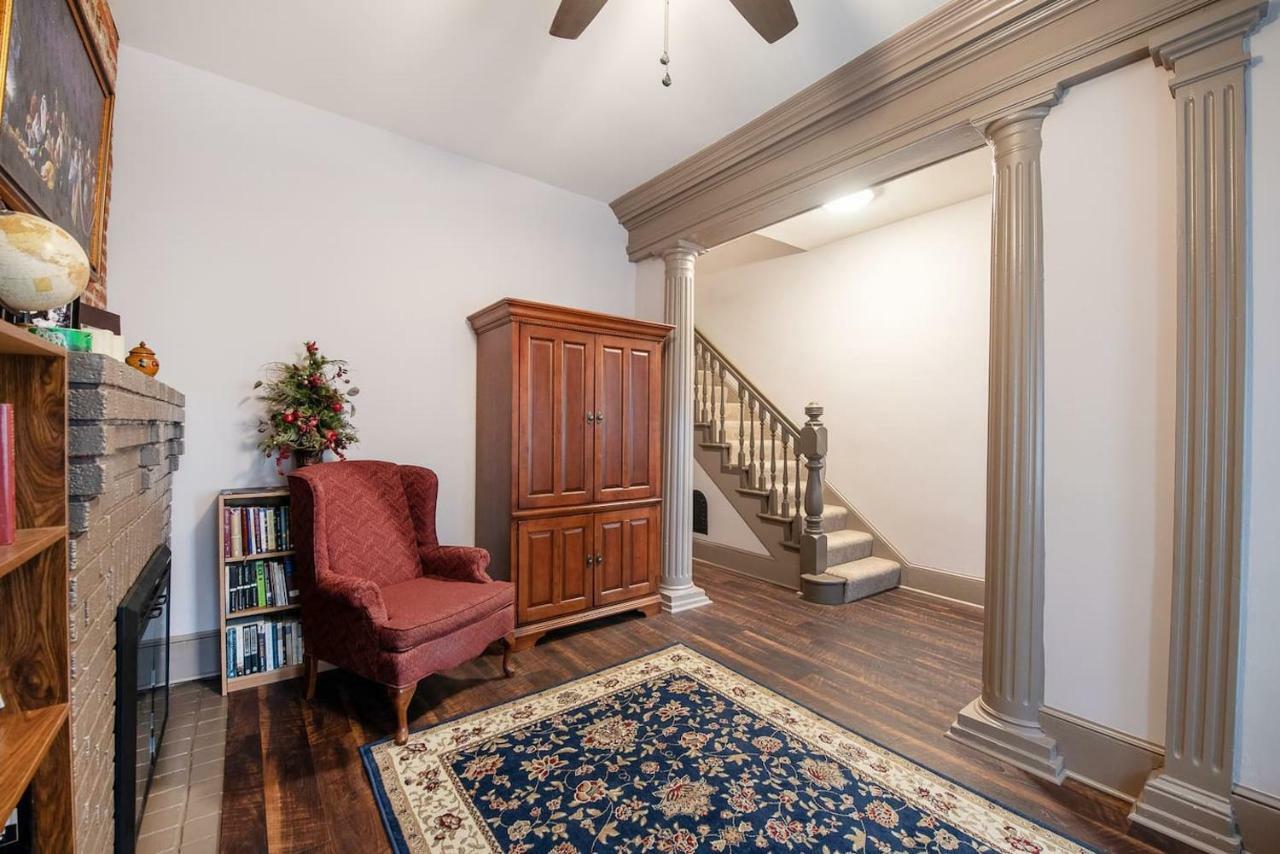 10 Min To Town Center & Wedding Venues W Walkscore 96 & Super Fast Wifi Apartment Lancaster Bagian luar foto